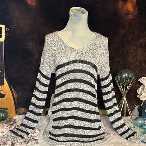 Alya sweater S (6023)